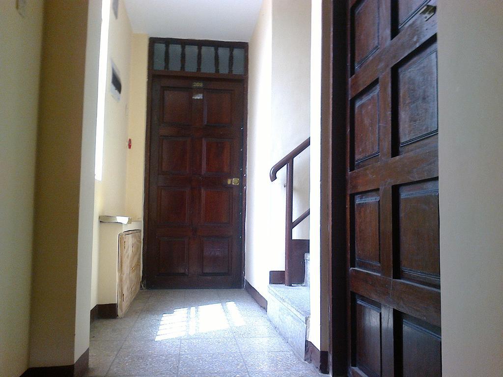 Strenua Santa Maria Suites Trujillo Buitenkant foto