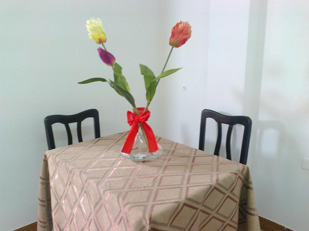 Strenua Santa Maria Suites Trujillo Kamer foto