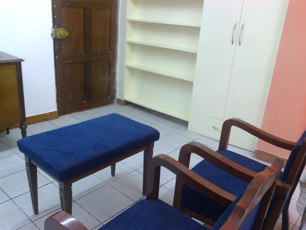 Strenua Santa Maria Suites Trujillo Buitenkant foto